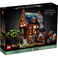 21325 IDEAS Medieval Blacksmith 